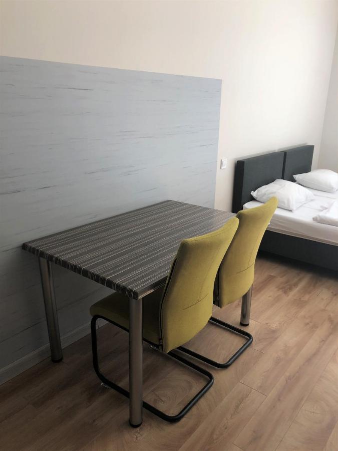 Centra Expresis Apartamento Riga Exterior foto