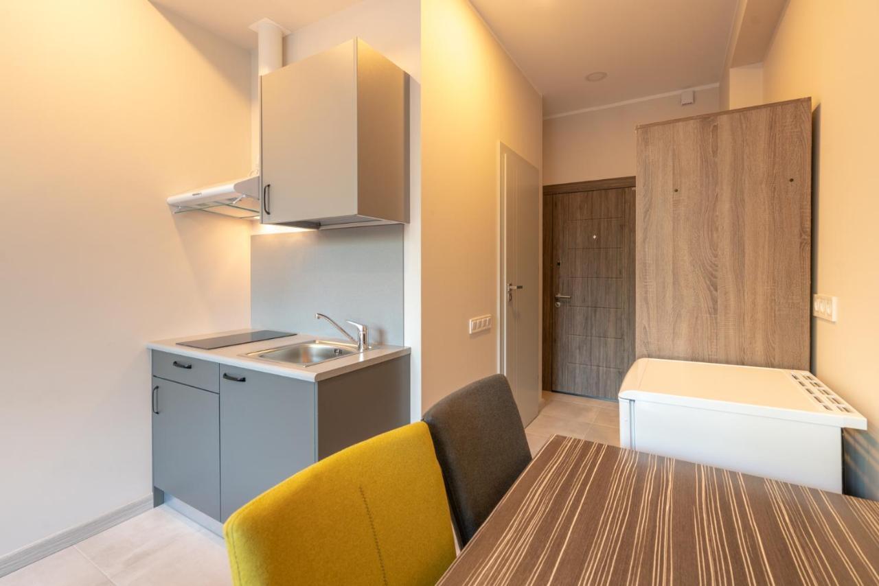 Centra Expresis Apartamento Riga Exterior foto